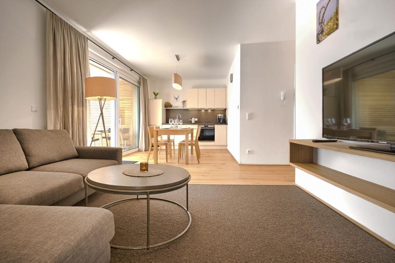 Adler Lodge D1 By Aa Holiday Homes Тауплиц Екстериор снимка